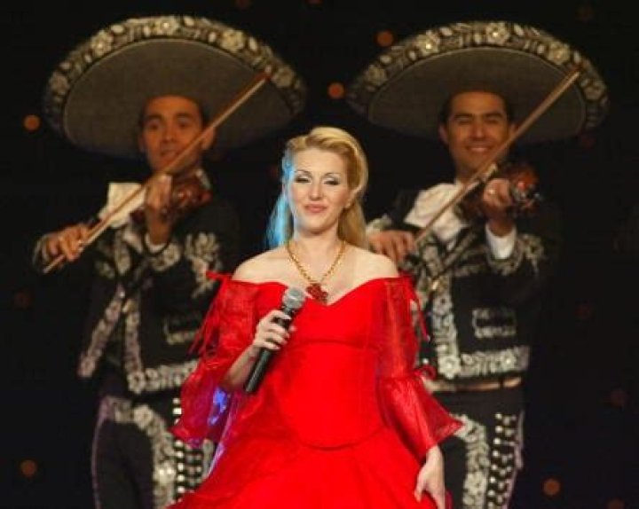 Alicia Villarreal Net Worth | Celebrity Net Worth