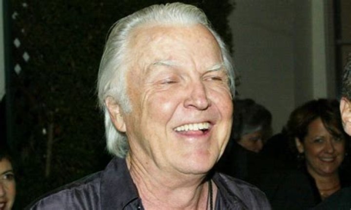 Anthony Zerbe Net Worth | Celebrity Net Worth