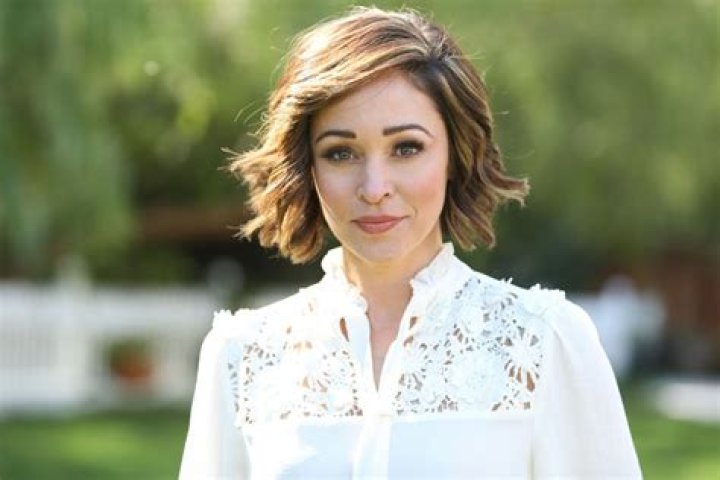 Autumn Reeser Net Worth | Celebrity Net Worth