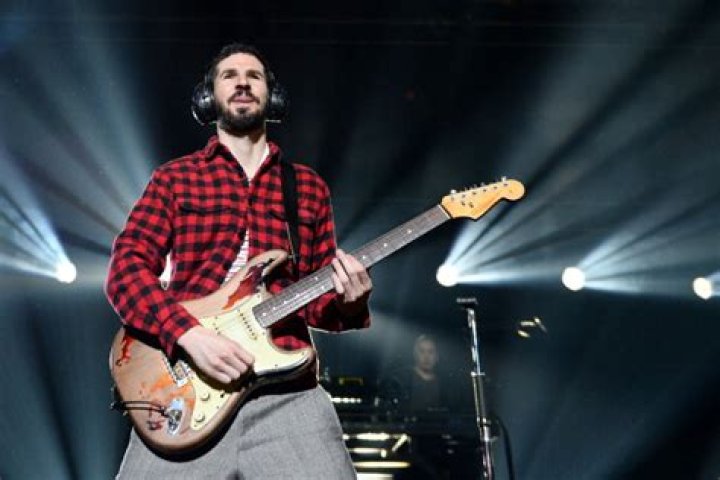 Brad Delson Net Worth | Celebrity Net Worth