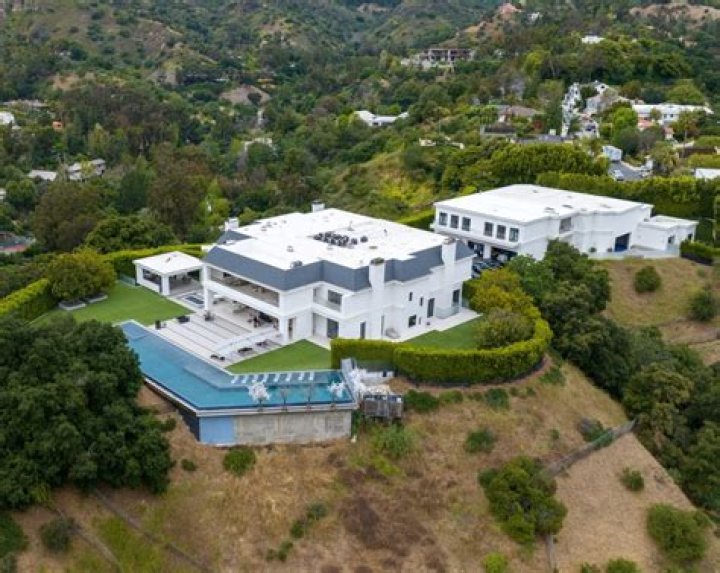 Britney Spears' Old Beverly Hills Mansion For Sale At $6.8 Million
