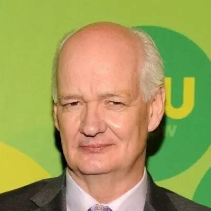 Colin Mochrie Net Worth | Celebrity Net Worth