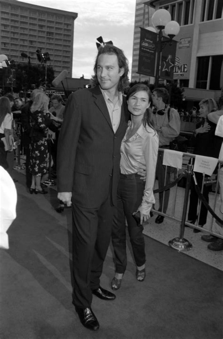 Elaine Bilstad Net Worth | Celebrity Net Worth