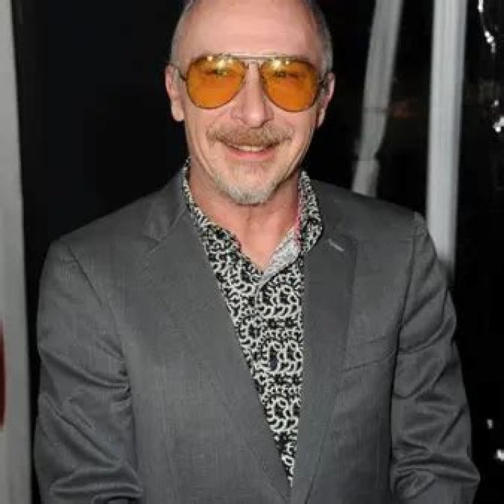 Graham Parker Net Worth | Celebrity Net Worth