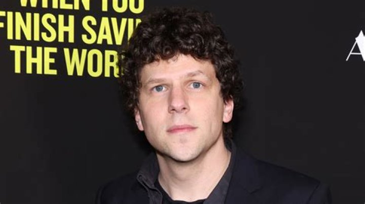 Jesse Eisenberg Net Worth | Celebrity Net Worth