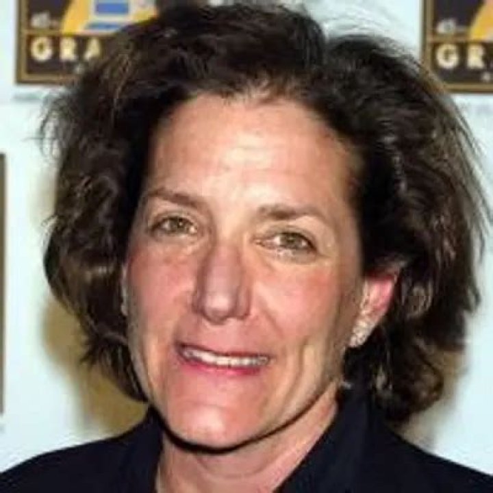 Julie Gold Net Worth | Celebrity Net Worth