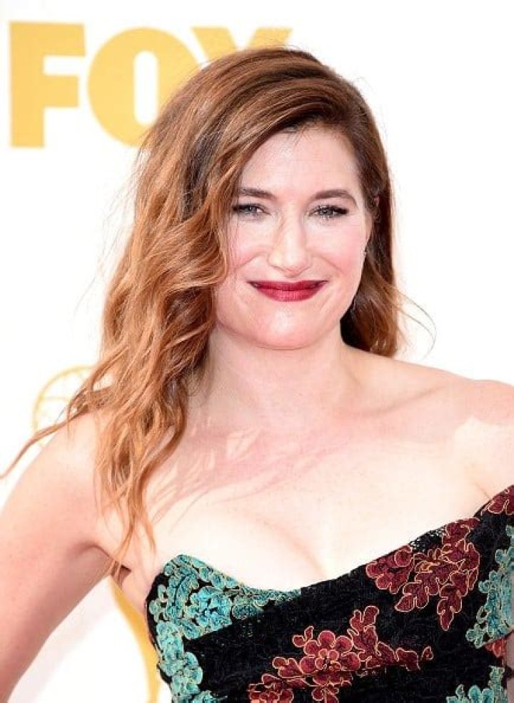 Kathryn Hahn Net Worth | Celebrity Net Worth