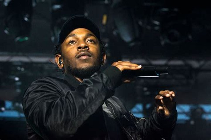 Kendrick Lamar Is One Of The Most Generous Guys In Hip-Hop