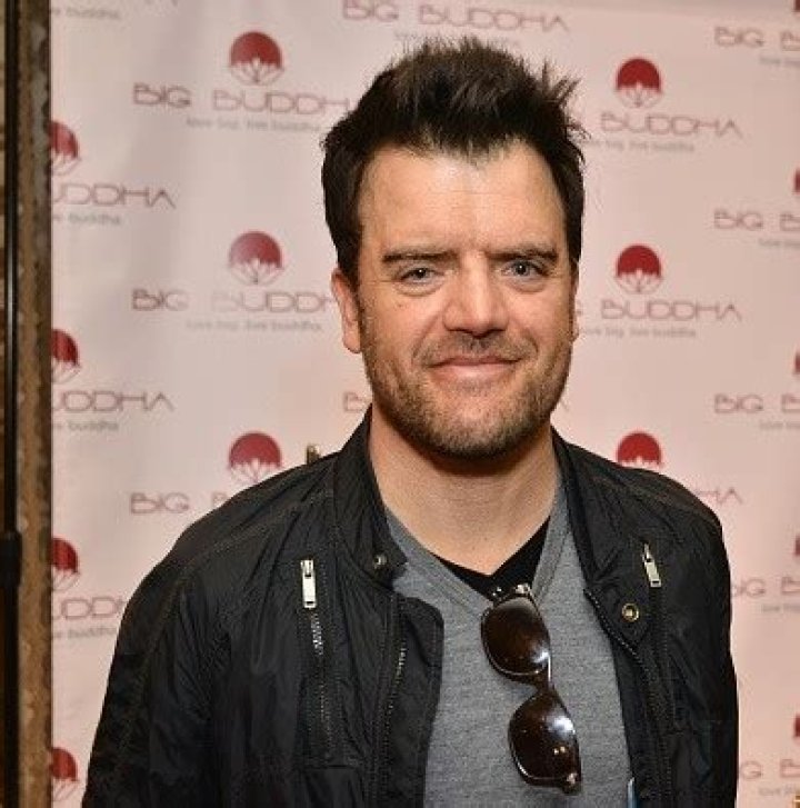 Kevin Weisman Net Worth | Celebrity Net Worth