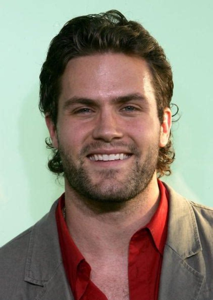 Kyle Brandt Net Worth | Celebrity Net Worth