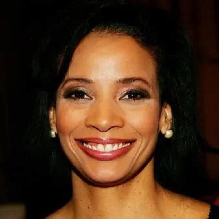 Lauren Green Net Worth | Celebrity Net Worth