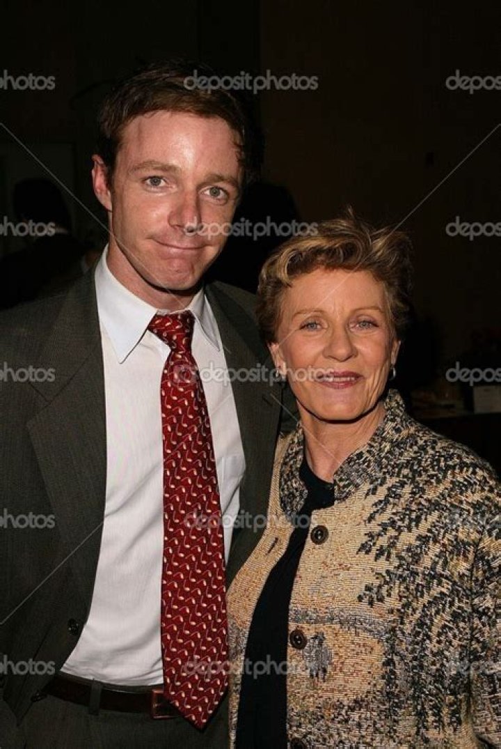 Mackenzie Astin Net Worth | Celebrity Net Worth