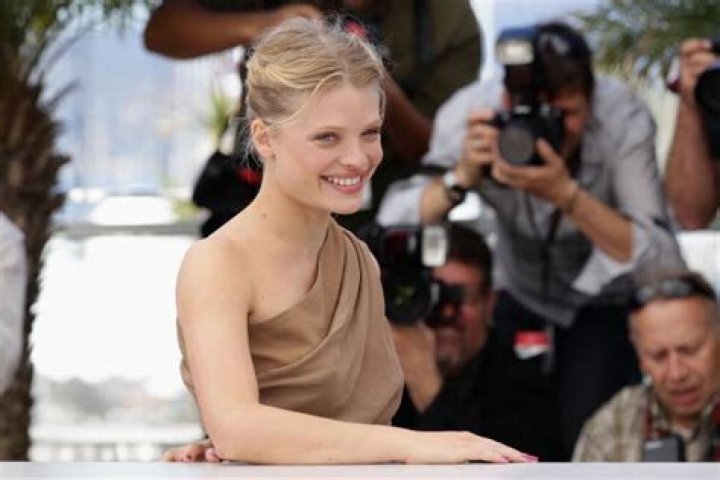 Mélanie Thierry Net Worth | Celebrity Net Worth