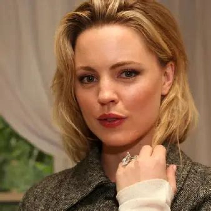 Melissa George Net Worth | Celebrity Net Worth