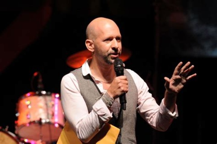 Neil Strauss Net Worth | Celebrity Net Worth
