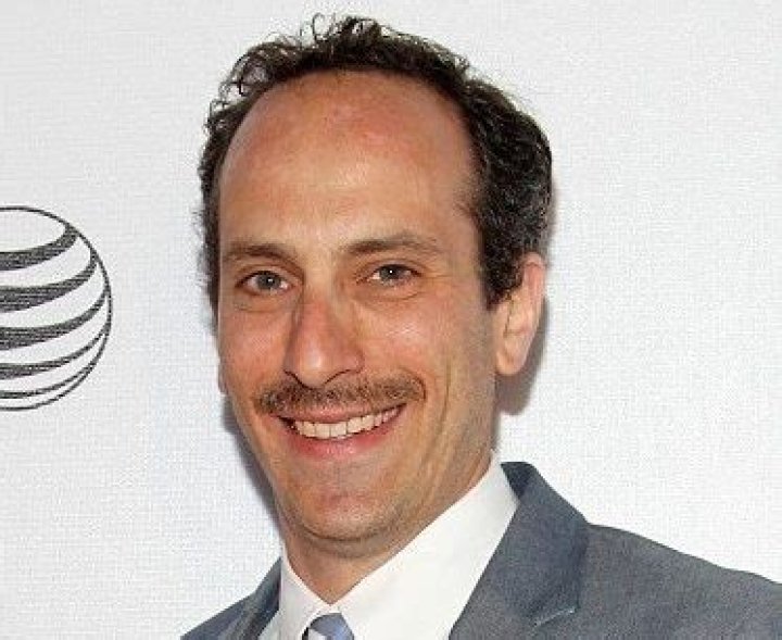 Peter Grosz Net Worth | Celebrity Net Worth