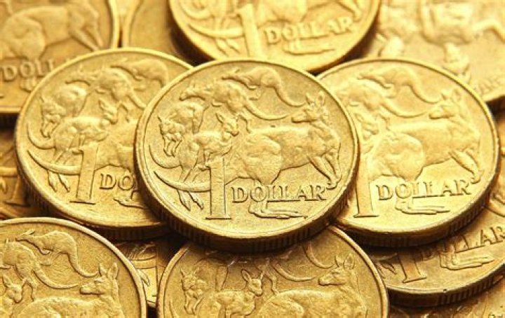 Rich People Are Ingesting 24kt Gold Pills To Literally Sh!t Money