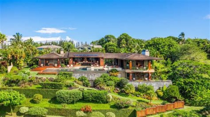 Rock 'N' Roll Legend Neil Young's Gorgeous Hawaiian Estate Can Be Yours For $24.5 Million