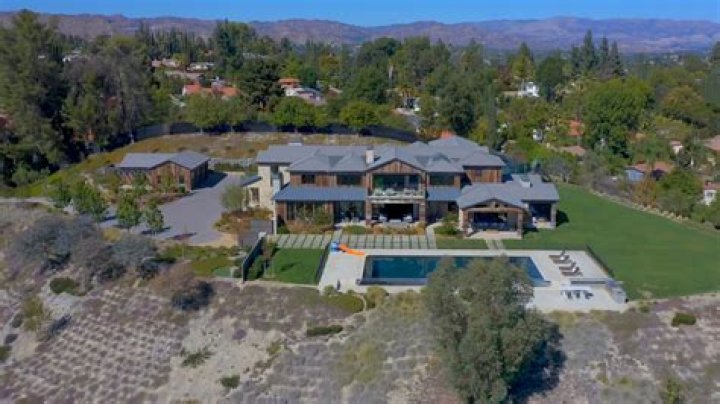 Shark Tank's Robert Herjavec Selling Hidden Hills Home For $17.25 Million