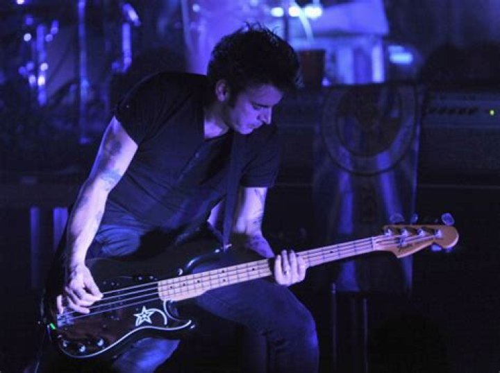 Simon Gallup Net Worth | Celebrity Net Worth
