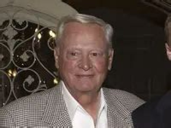 Top 50 Richest Wall Street