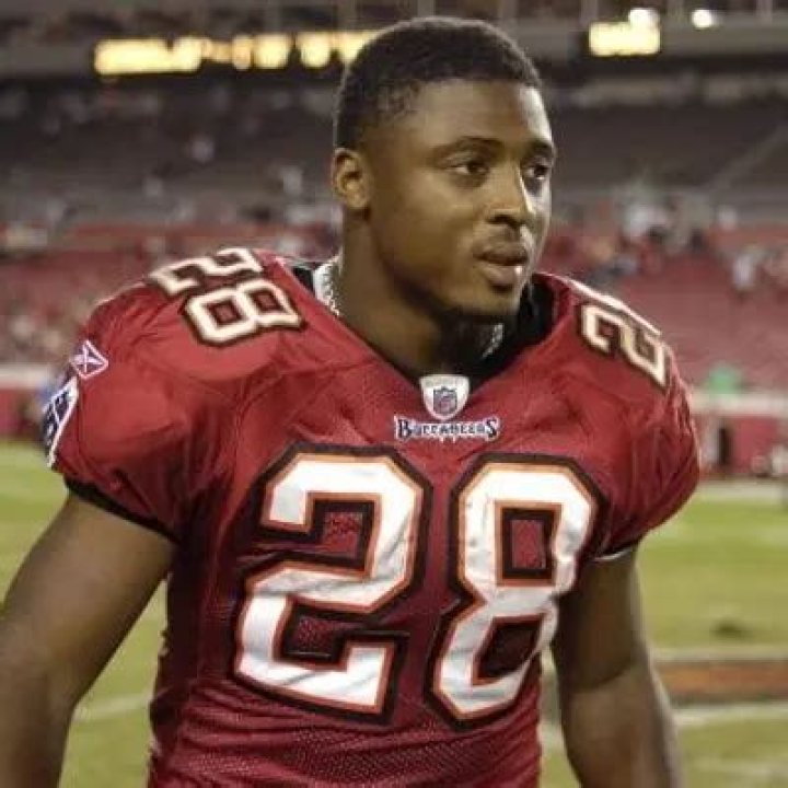 Warrick Dunn Net Worth | Celebrity Net Worth