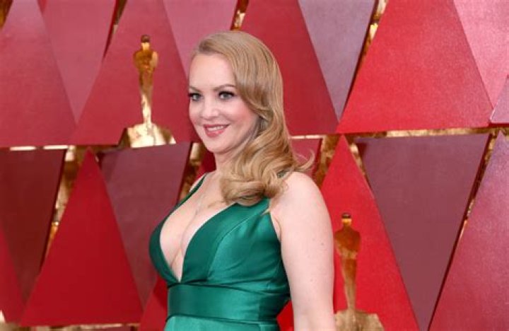 Wendi McLendon-Covey Net Worth | Celebrity Net Worth